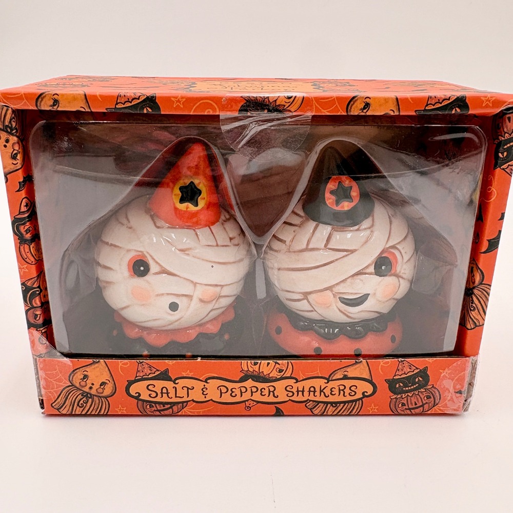 Johanna Parker Halloween Mummy Salt and Pepper Shakers Carnival Cottage New Box